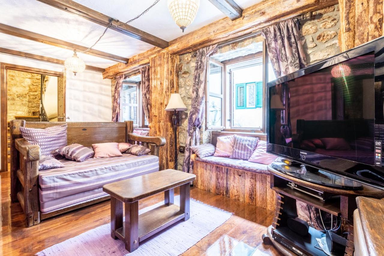 شقة Stone House Srida Baška Voda المظهر الخارجي الصورة