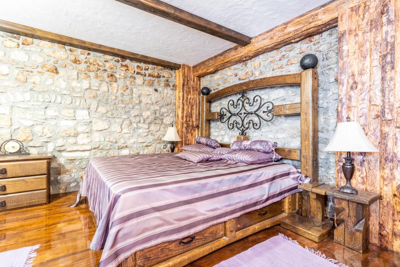 شقة Stone House Srida Baška Voda المظهر الخارجي الصورة